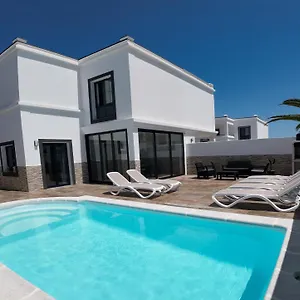 Fashion Vivalavida, Private Pool X Parking Villa